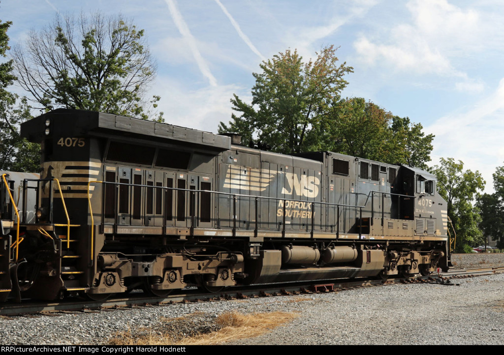 NS 4075